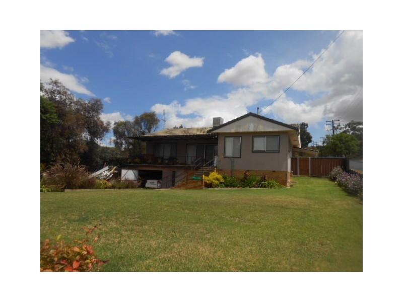 40 Lorking Street, Parkes NSW 2870