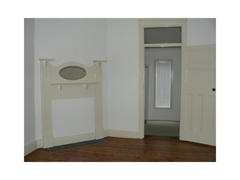 31 Victoria Street, Parkes NSW 2870