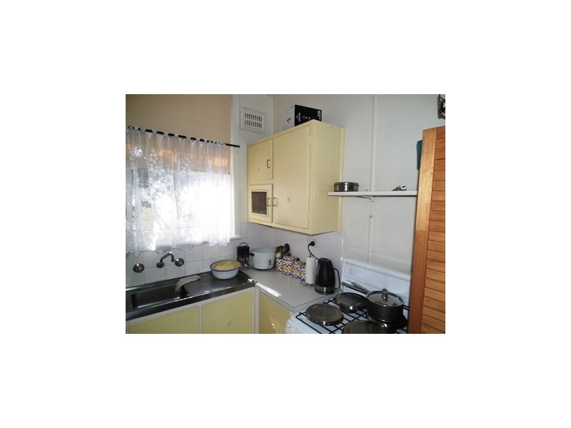18 Gallop Ave, Parkes NSW 2870
