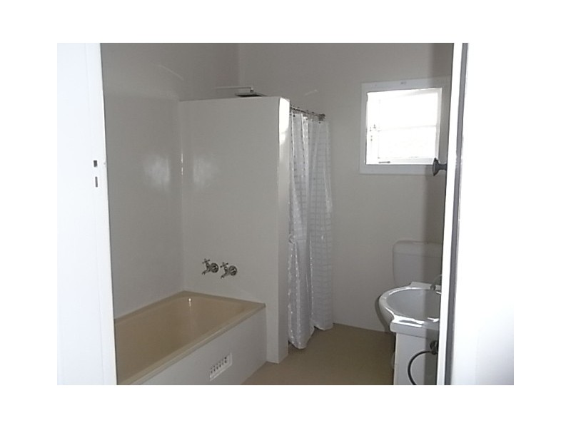 15A Bogan Street, Parkes NSW 2870