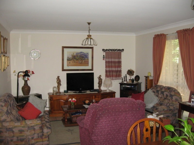 18 Danilenko Street, Parkes NSW 2870