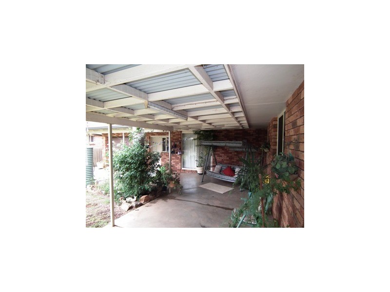 18 Danilenko Street, Parkes NSW 2870