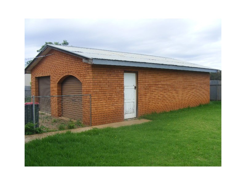 22 Nash Street, Parkes NSW 2870