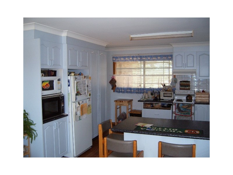 37 Park Street, Parkes NSW 2870