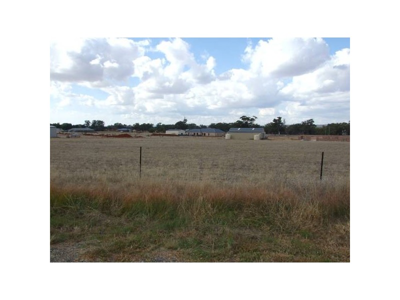 3 Back Yamma Road, Parkes NSW 2870