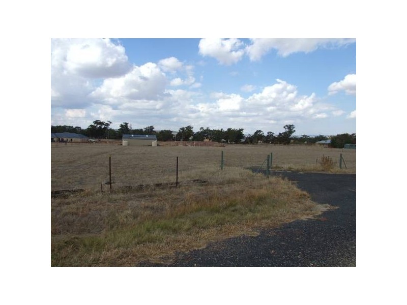 3 Back Yamma Road, Parkes NSW 2870