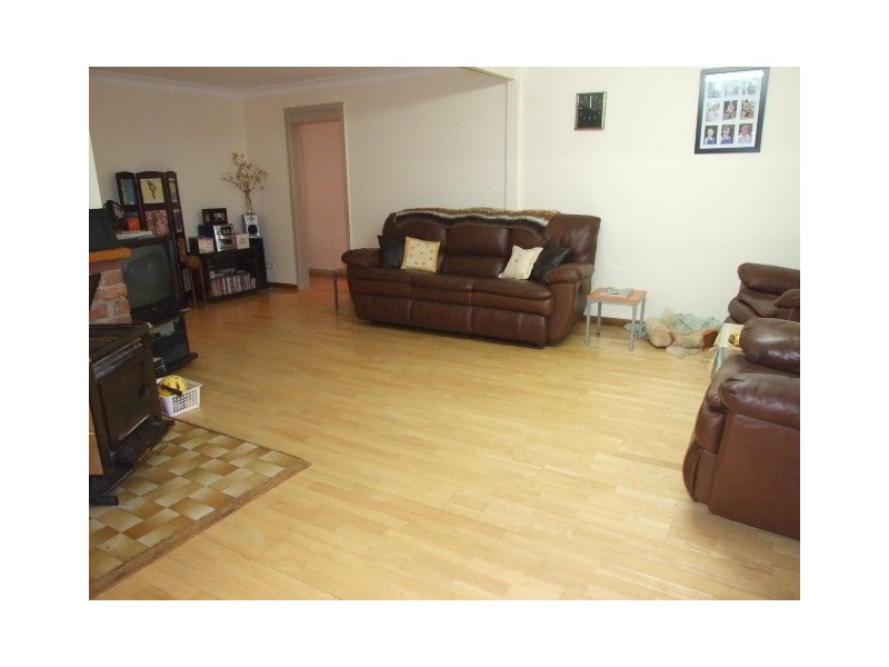 8-10 Park Street, Parkes NSW 2870