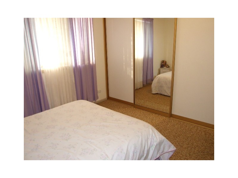 8-10 Park Street, Parkes NSW 2870