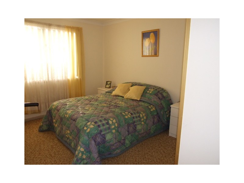8-10 Park Street, Parkes NSW 2870