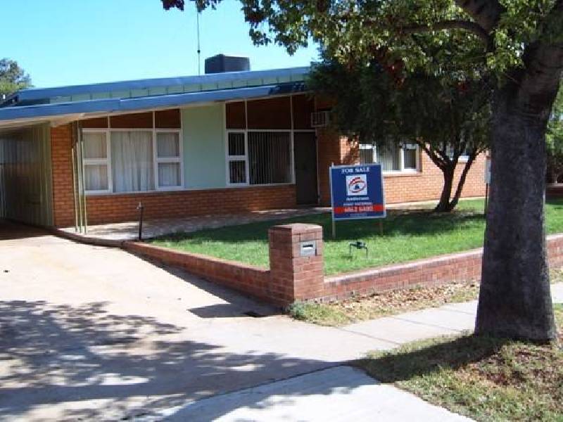 Gap Street, Parkes NSW 2870