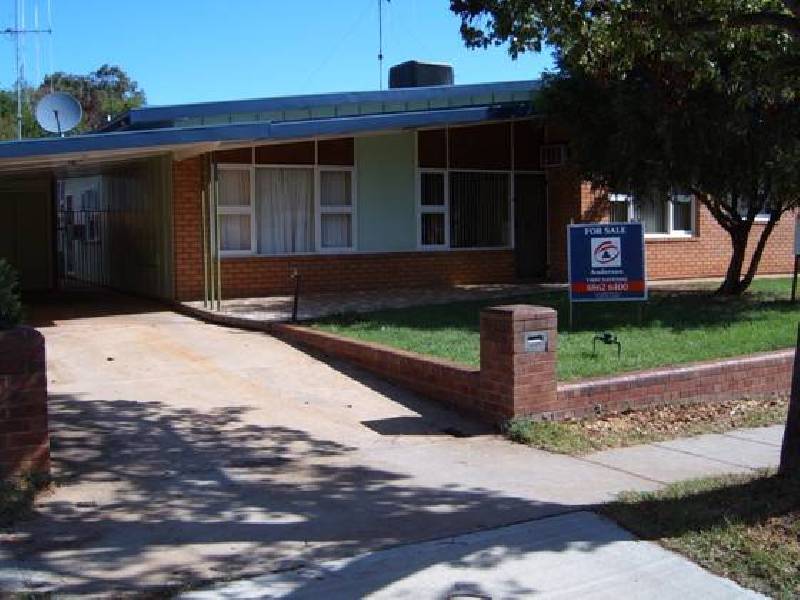 Gap Street, Parkes NSW 2870