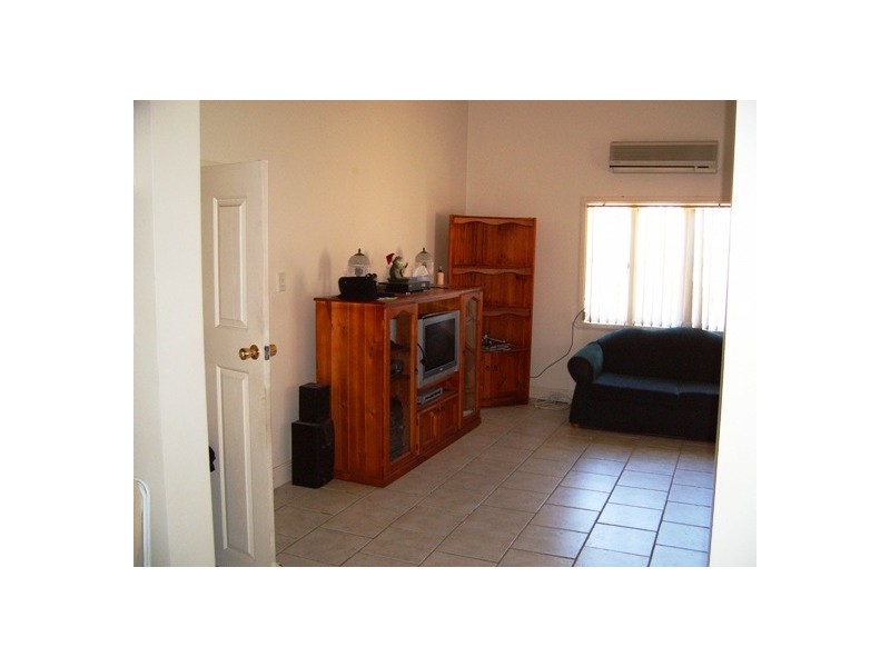 5 Cecile Street, Parkes NSW 2870