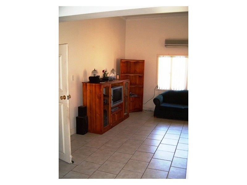 5 Cecile Street, Parkes NSW 2870