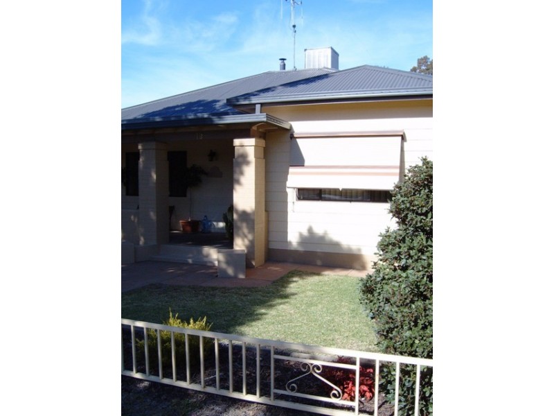 19 Mitchell Street, Parkes NSW 2870