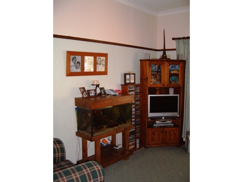 19 Mitchell Street, Parkes NSW 2870