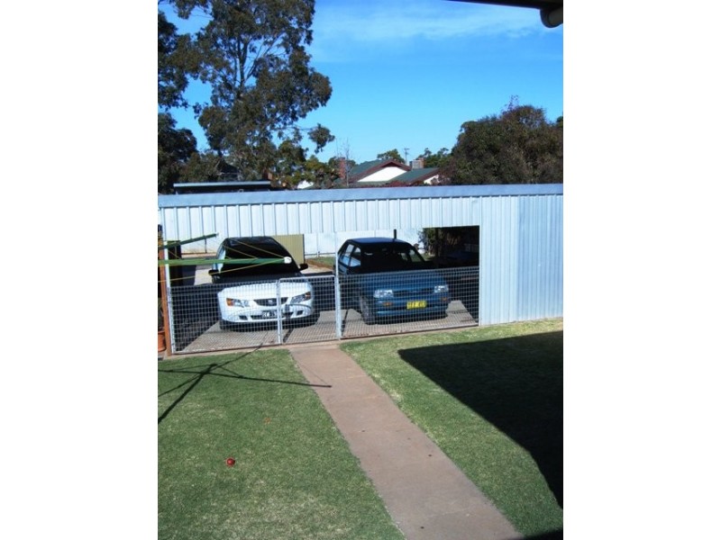 19 Mitchell Street, Parkes NSW 2870