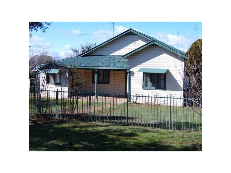 Junction Street, Parkes NSW 2870