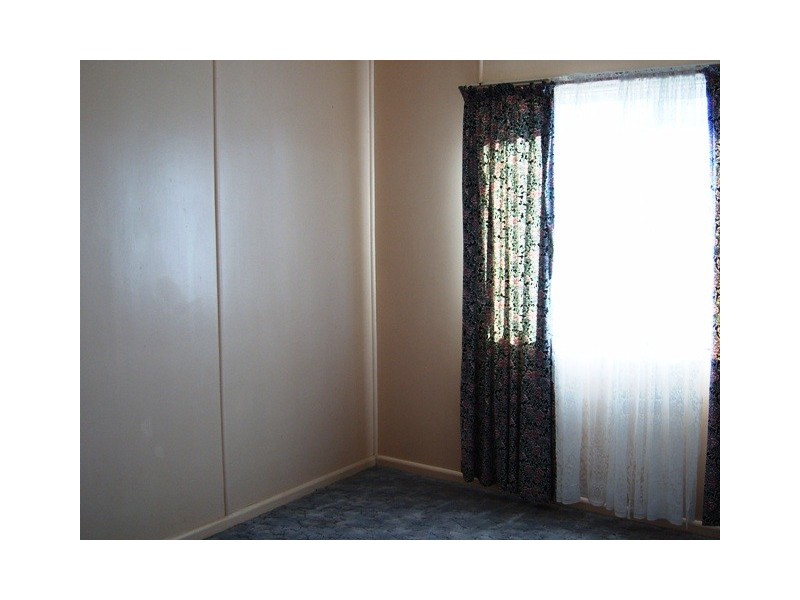 43 Brolgan Road, Parkes NSW 2870