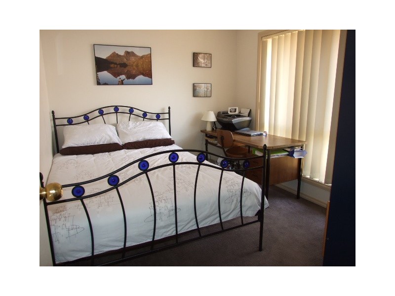 27 Paterson Street, Parkes NSW 2870