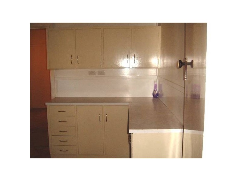 2 Carrington Street, Parkes NSW 2870