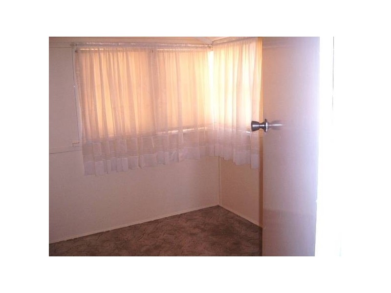 2 Carrington Street, Parkes NSW 2870