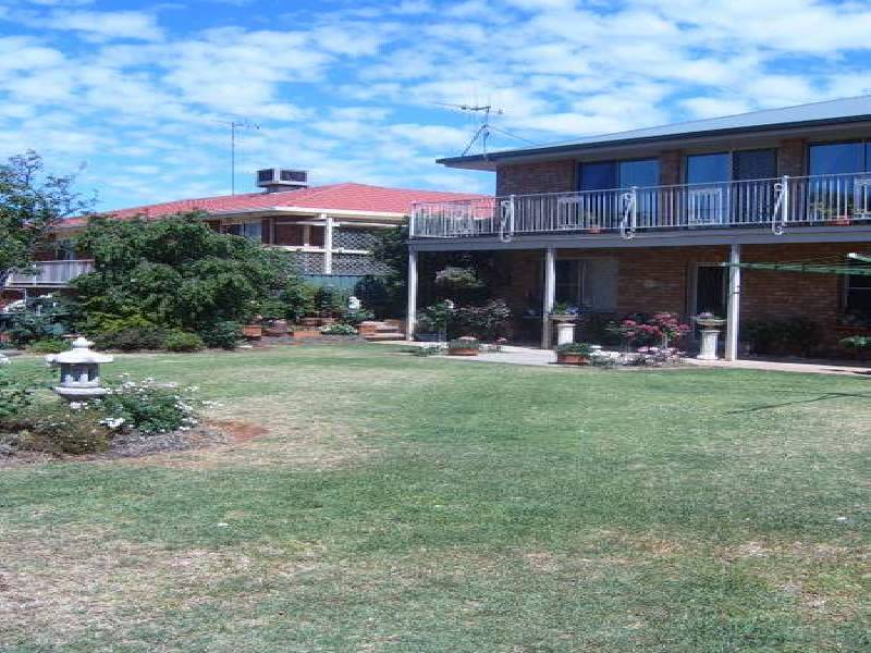 12 Highland Avenue, Parkes NSW 2870
