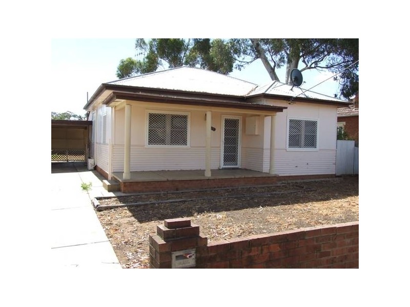 CLARINDA STREET, Parkes NSW 2870