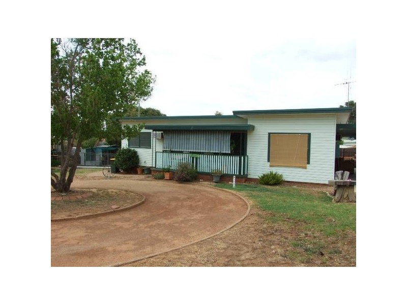 5-7 Thomas Street, Parkes NSW 2870