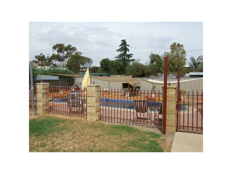 5-7 Thomas Street, Parkes NSW 2870