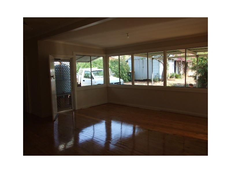 14 Want Street, Parkes NSW 2870
