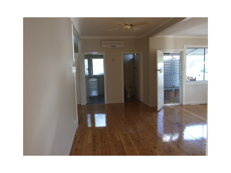 14 Want Street, Parkes NSW 2870