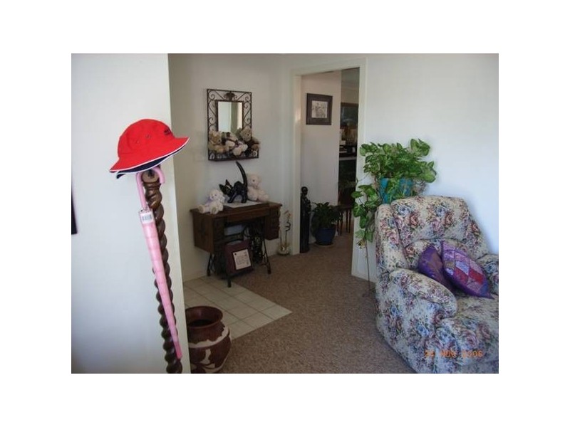 Charles Rigg Ave, Parkes NSW 2870