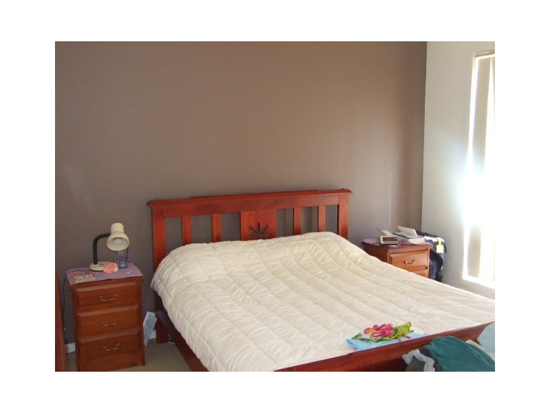 12 Noonan Street, Parkes NSW 2870