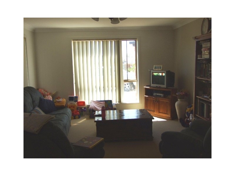 12 Noonan Street, Parkes NSW 2870
