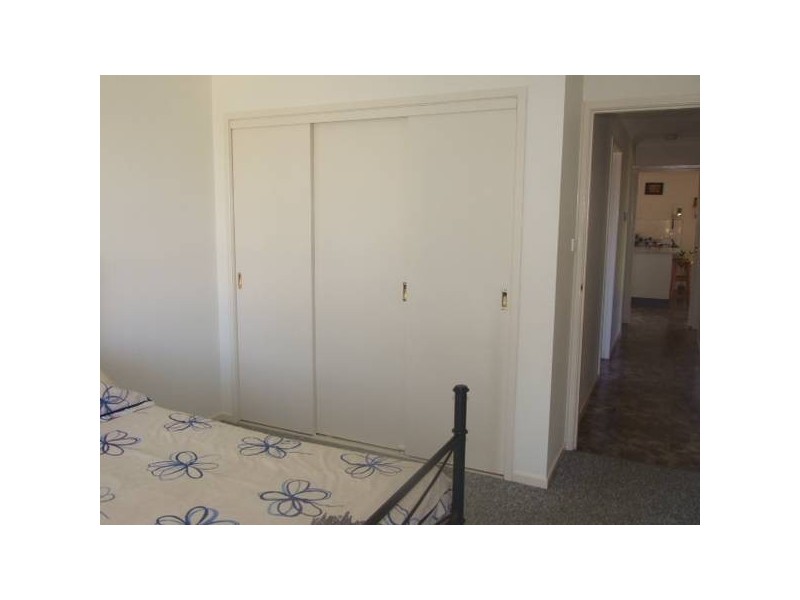 102 Dalton Street, Parkes NSW 2870