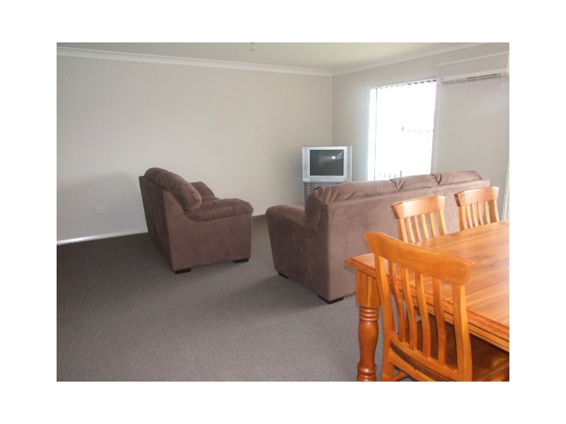 74B Close Street, Parkes NSW 2870