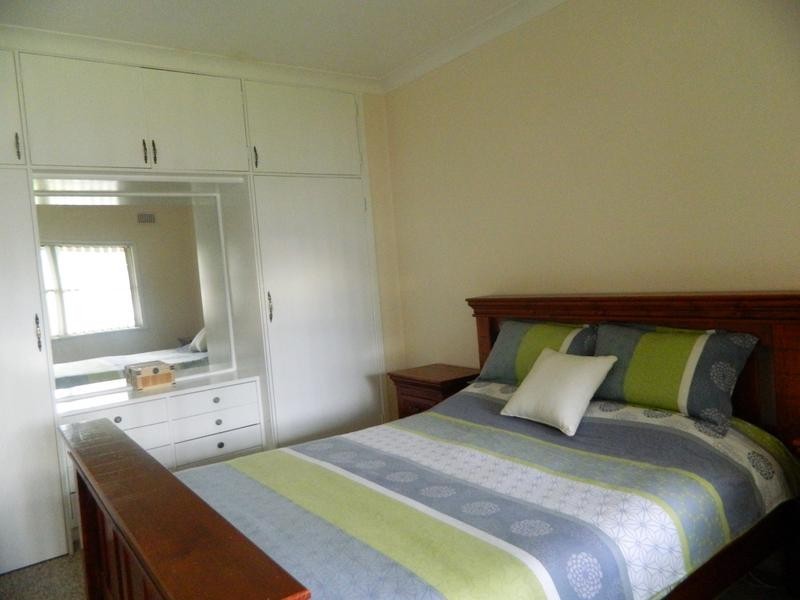 12 Sydney Street, Parkes NSW 2870