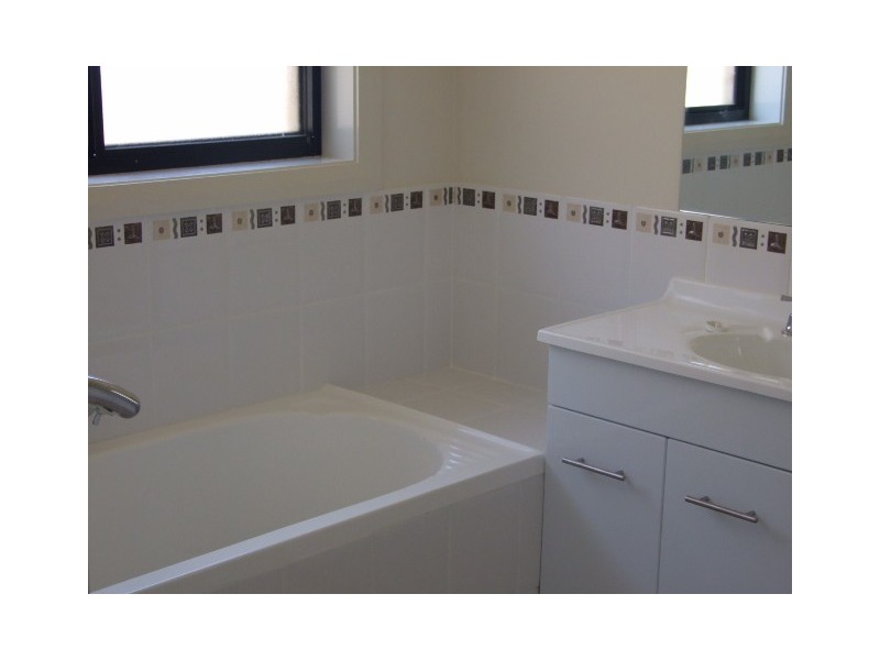 44 Close Street, Parkes NSW 2870