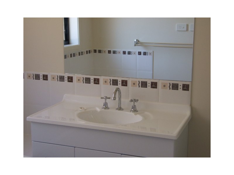 44 Close Street, Parkes NSW 2870