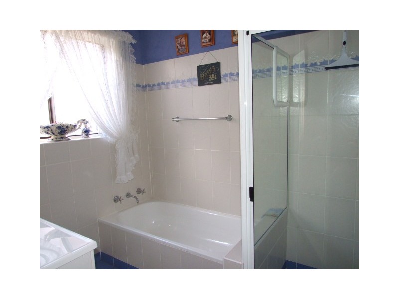 29 Webb Street, Parkes NSW 2870