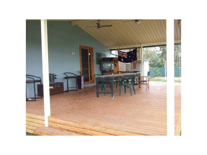 201 Military Road, Parkes NSW 2870
