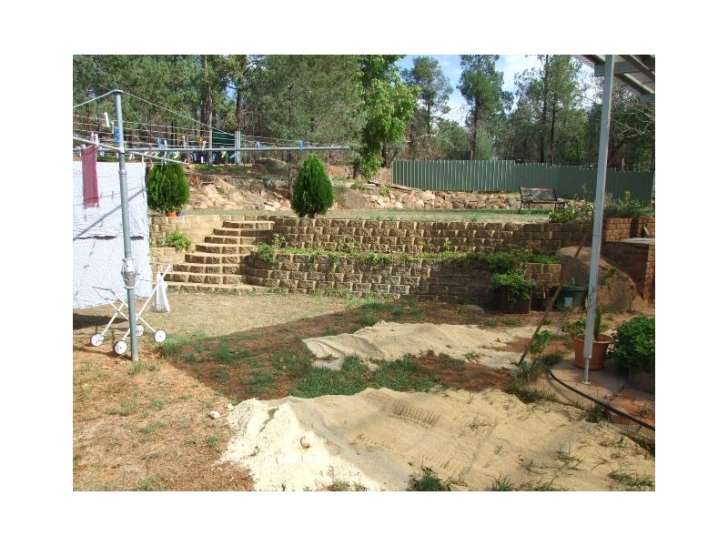 17 Bowler Street, Eugowra NSW 2806