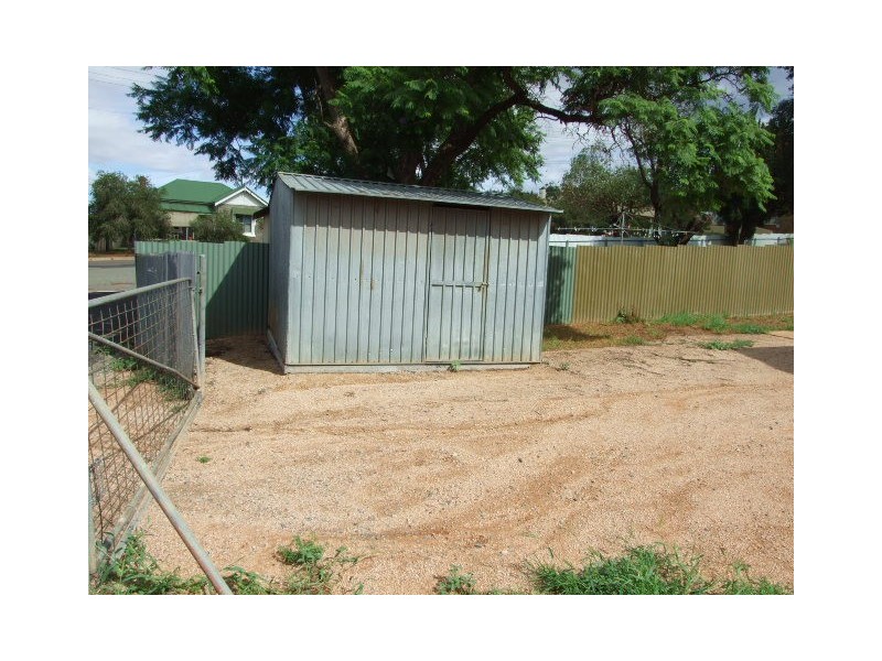 25 Goobang Street, Parkes NSW 2870
