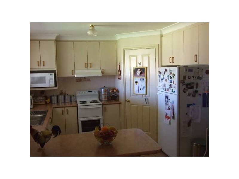 33 Best Street, Parkes NSW 2870