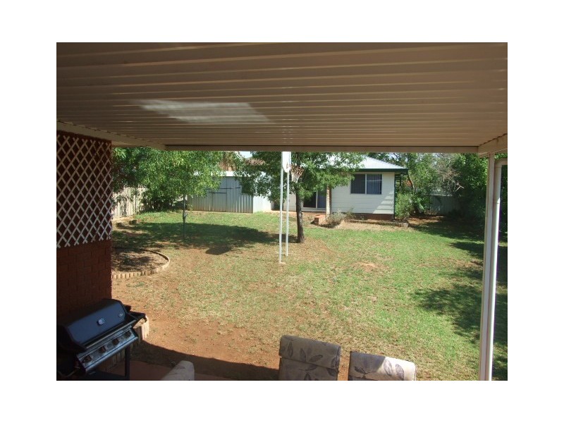 34 Evans Parade, Parkes NSW 2870