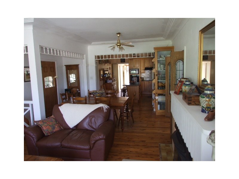 2322 Newell Highway, Parkes NSW 2870