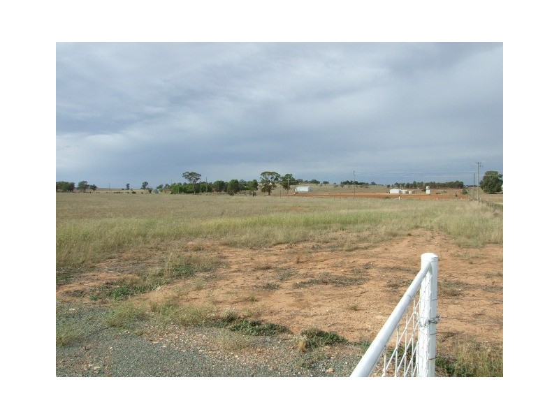 Lot 4,  No Mistake Lane Bk Trundle Rd, Parkes NSW 2870
