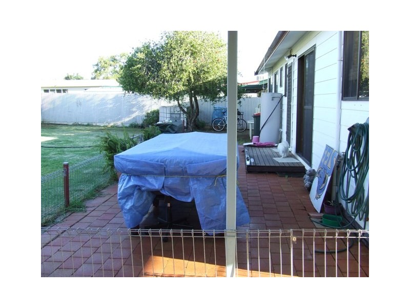 17 Lawson Street, Parkes NSW 2870