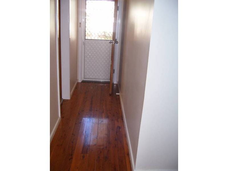 Wentworth Street, Parkes NSW 2870