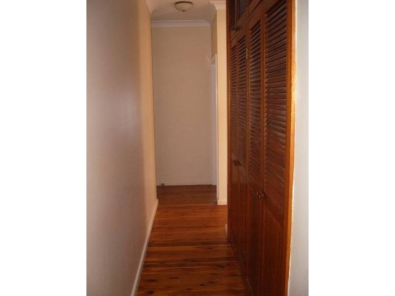 Wentworth Street, Parkes NSW 2870